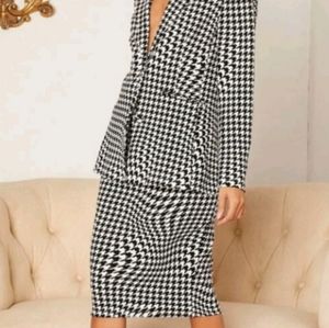 Lapel Collar Houndstooth Pattern Blazer & Skirt